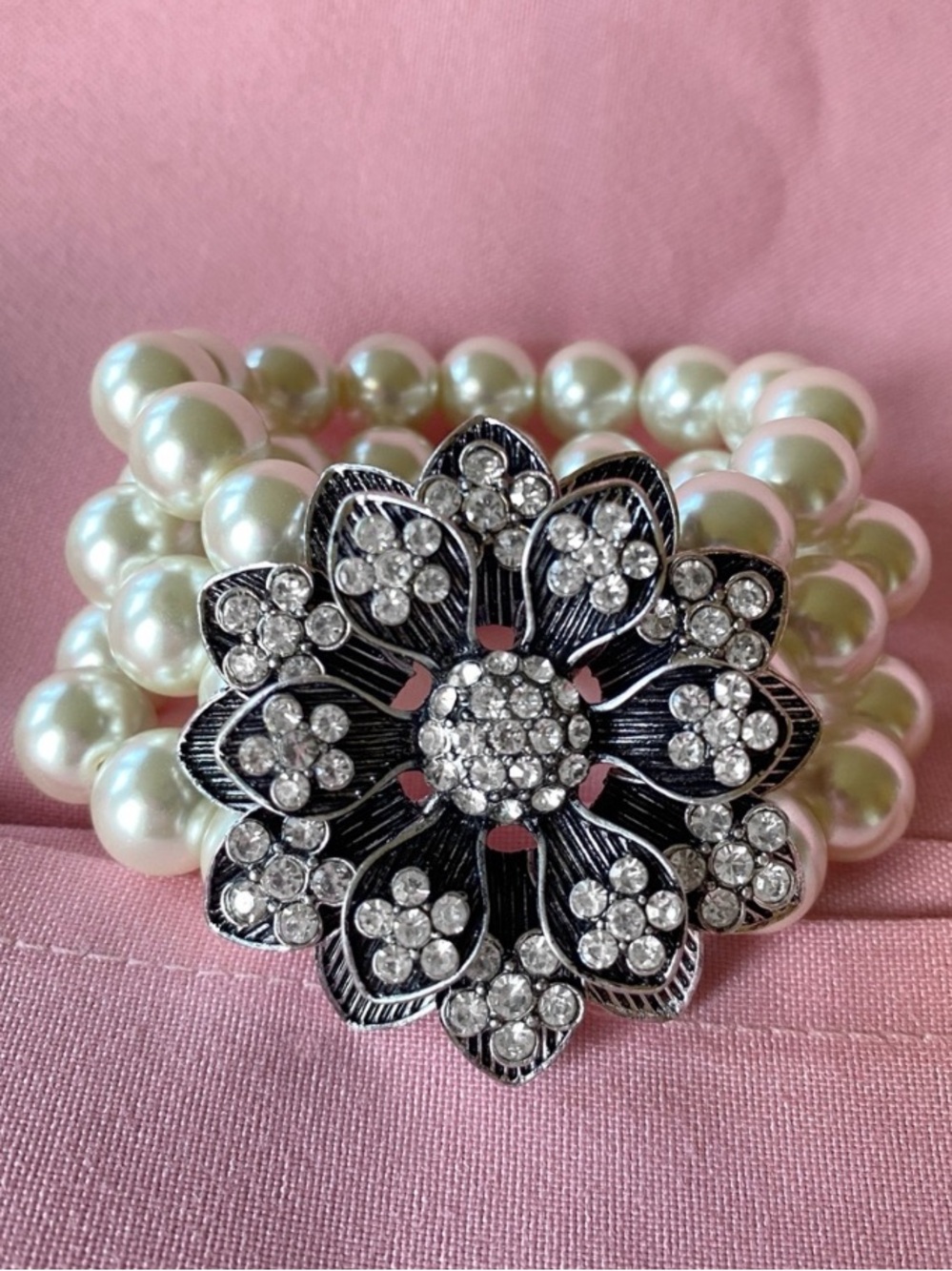 Cream White Pearl Bracelet Cuff Multi-Strand Crystal Flower Pendant Natasha Cout